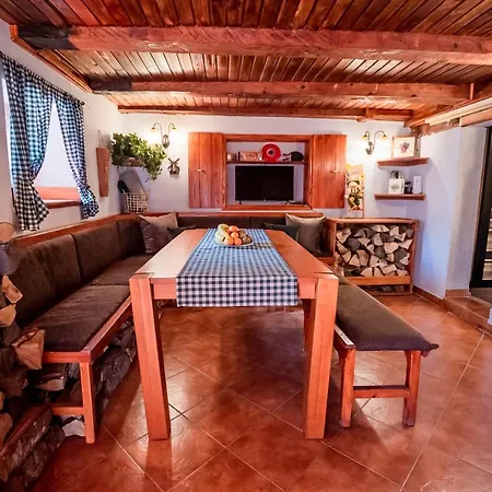 Chalet Pine & Oak