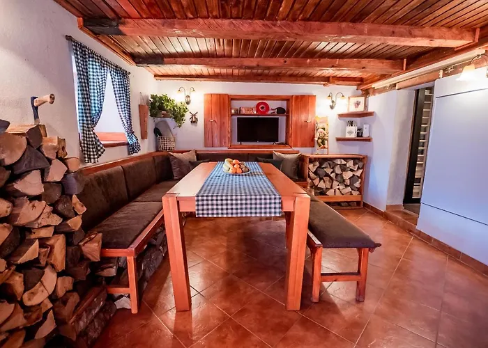 Chalet Pine & Oak